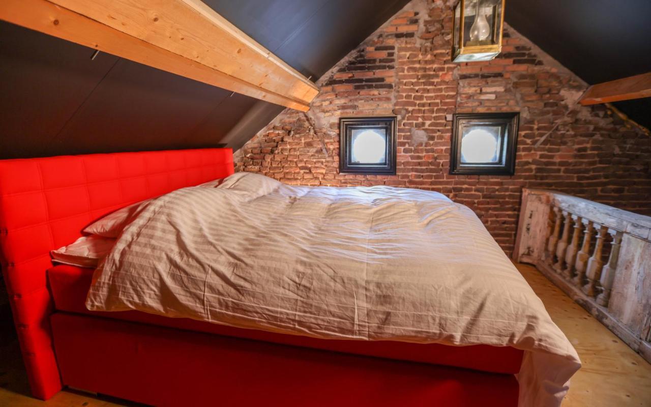 Vet - Bed & Breakfast Beek  Exterior photo