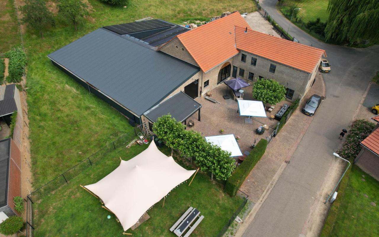 Vet - Bed & Breakfast Beek  Exterior photo