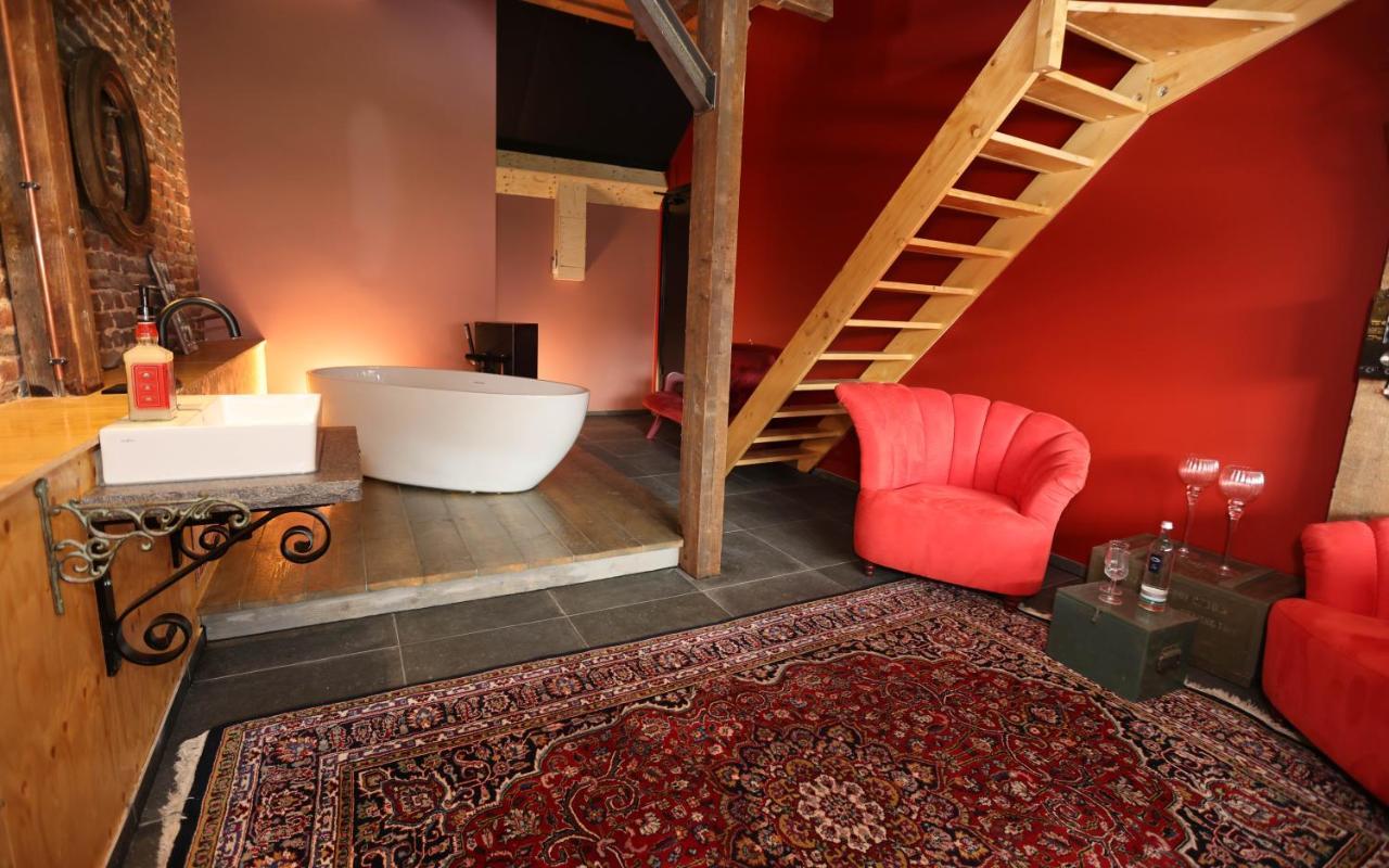 Vet - Bed & Breakfast Beek  Exterior photo