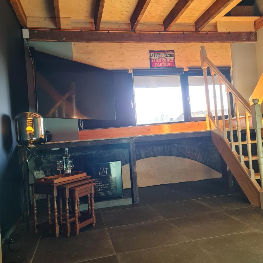 Vet - Bed & Breakfast Beek  Exterior photo